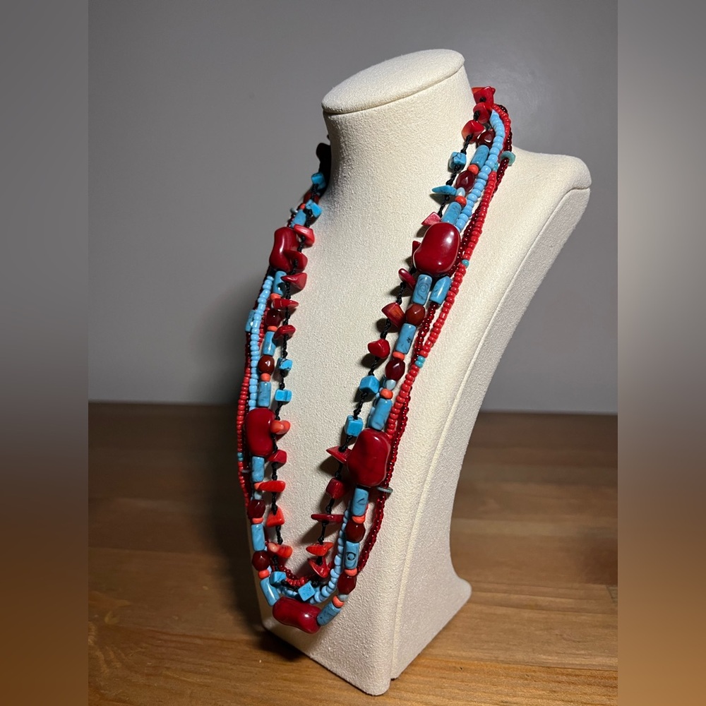 Beaded Necklace Teal and Red Color Simulated Coral and Faux Howlite - Picture 2 of 7